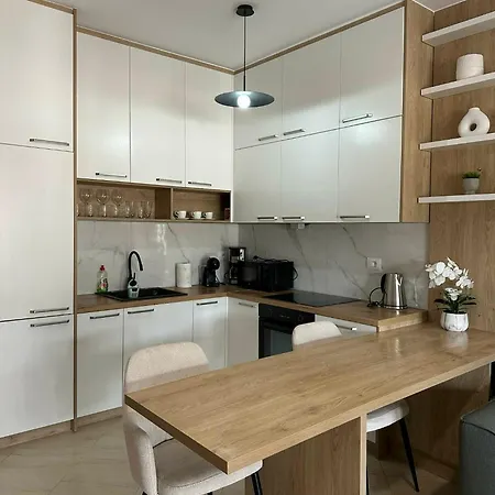 Lägenhet Penthouse By Bu Sarandë